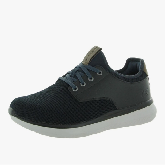 SKECHERS STREETWEAR MEMORY FOAM MEN'S SLIP-ON SNEAKER. SIZE 9.5 - Picture 1 of 11